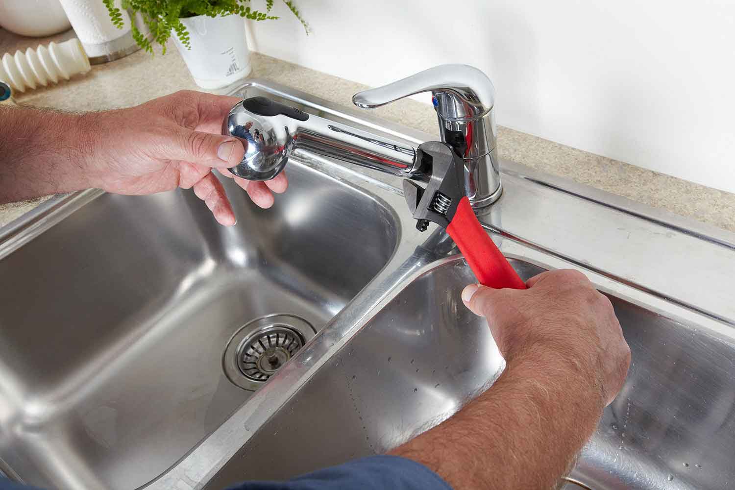 نصب شیر ظرفشویی شاوری